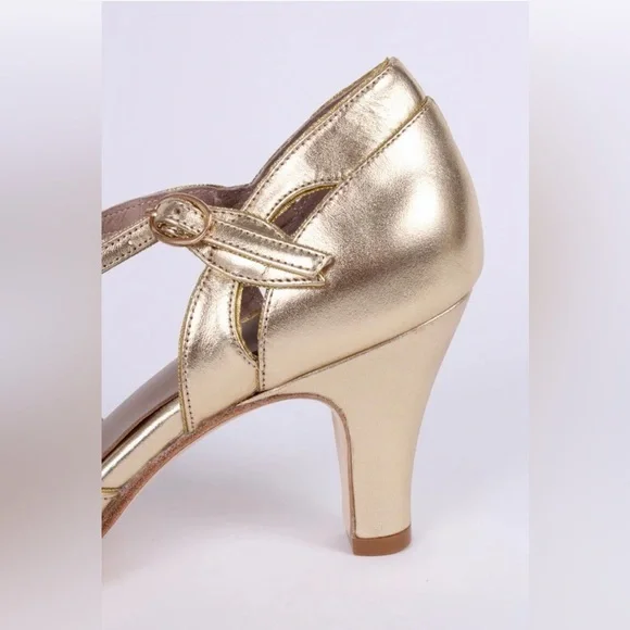 Elegant Leather Evening Shoes Spanish Heels Size 7W Gold 1920โs - Picture 7 of 13